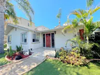 PB 4BR Dream House with AC and Free Parking Hotels near Marshalls