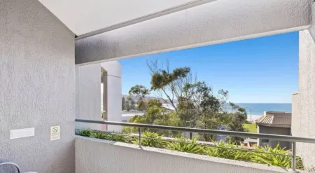 Louttit views from The Cumberland Отели в г. Порт-Дуглас