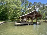 Waterfront Cabin! Fisherman’s Paradise! Pet Friendly! Slew on Main Channel!