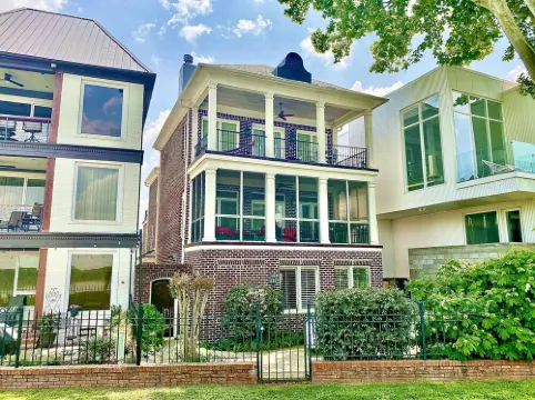 Memphis Dream House - 6 bedrooms - ON THE RIVER - Pool + Elevator + Gym + VIEWS