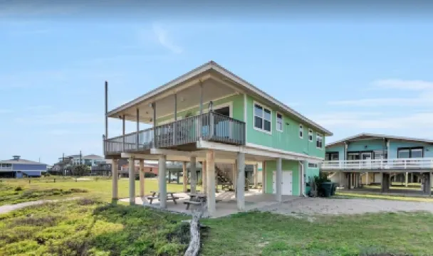 1st Row Beach House, Unobstructed Gulf Views on Bermuda Beach. Hotel in zona Galveston Island