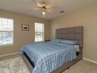 King Bed Near Lake Willastein Park Hotels in Maumelle