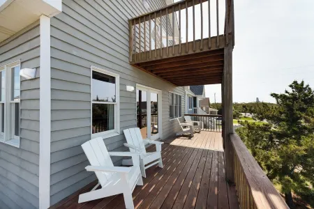 Salty Vibes/2 Blocks to Beach/Close Beach Access/Wright Memorial & Ocean Views