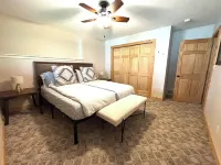 Spacious 4-bedroom light-filled house in Pine City on Lake Pokegama