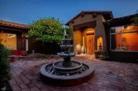 Scottsdale Villa - Spacious Golfing retreat,  4 Private patios,  Pool-Game Room