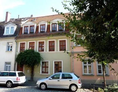 Apartment AltstadtErleben 2 (upper floor) Hotels near Tourist-Information Stadt Naumburg (Saale)