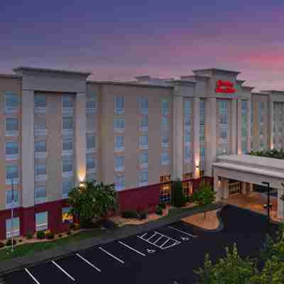 Hampton Inn & Suites Durham/North I-85 Hotel Exterior