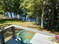 Peaceful Lakefront Cabin at Woodslands on the Lake with Shared Beachfront