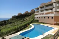 Sea View Penthouse with Private Jacuzzi & Huge Terrace – Cala 4 - con vistas al mar