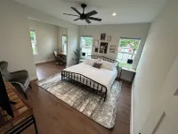 Completely remodeled getaway! Walking distance to beach, restaurants and bars