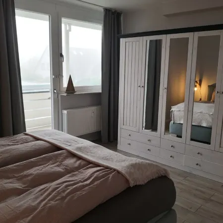 Fantastic apartment for large families not far from the dike, city and lagoon