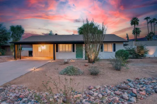 Lake Front Paradise, Pool and Hot Tub-Bubbly