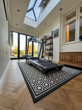 Newly renovated stylish annexe in Kington