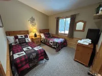 Winter, Spring, Summer or Fall, this place has it all! It's a great getaway spot