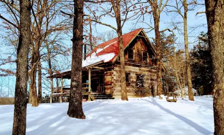 Oma's Cabin on Arkansas River - cozy remote cabin overlooking the Arkansas River