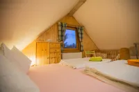 Woodblockhouse on lakeland in between nature to relax with fireplace Hotels in Templin