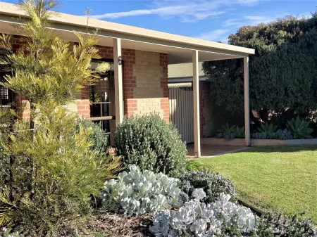 RELAX on Ryan @Robe - 2min walk to Town+Beach 🏖 Fantastic location!