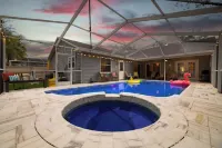 NEW~Sunset Cove Retreat~Heated Pool~Spa~Pool Table - 욕조