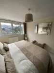 Beautiful cottage in the heart of Rhayader with riverside views ( pet friendly)