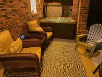 Lake Front House in Caryville with Private Dock, 5 minutes from I75 /Twin Cove!