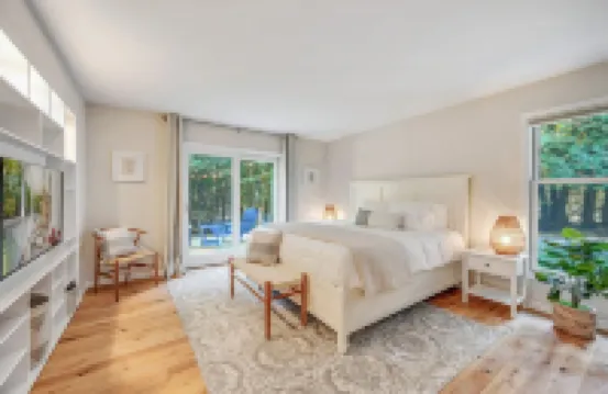 Hot Tub, Family Friendly + 2 King Beds, Game Room, Secluded -Close to SB & Beach