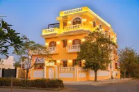 Tryambakam Villa Hotels near Om Arts