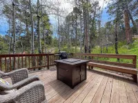 Rocky Creek Lodge, Sleeps 30, Gatherings Welcome