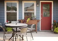 *NEWLY UPDATED* Elm Creek Homes- 2 bedroom sleeps 5 Hôtels à : Comte de Barber