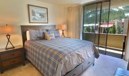 2Bd/2Ba Spacious Condo - Mountain views - Hot Tub