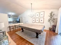 Golf Front home on Pine Needles. 4 King Beds : 5 miles from villages