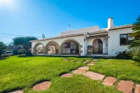 Villa de Style Méditerranéen Pour 10 Personnes à Javea