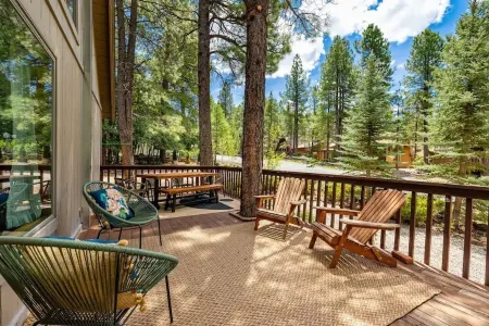 Charming Cabin close to Flagstaff, Sedona & Hiking