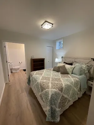 Millers Bay Hideaway Charmer 4 Blocks from Miller's Bay! Hotels near Emerson Bay State Recreation Area