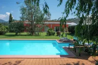 BRIGHT AND REFINED VILLA WITH POOL IMMERSED IN THE GREEN OF THE HILLS OF LUCCA - Private Pools