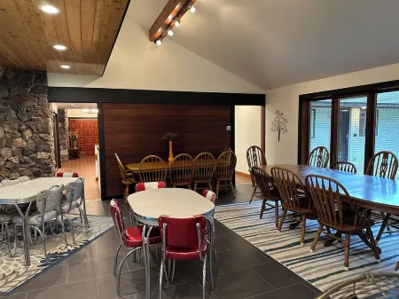 Spacious country estate featuring indoor pool, 10 miles from Marquette.