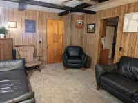 Entire Home - 4 Bedroom - Sleeps 10 Canandaigua - Steps Off Main St / Downtown Hotels in Canandaigua