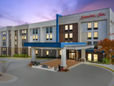 Hampton Inn Winchester N/Conference Center Hotels in Winchester
