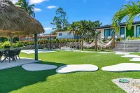 Lakefront Luxury Retreat – 7BR Paradise Escape Hotels near Tropical Park