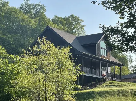 House at Maple Ridge