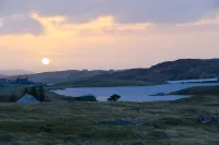 Very Private  Croft  Cottage on Scenic Sea Loch in the Wonderful Western Isles Hotel a Isola di Lewis