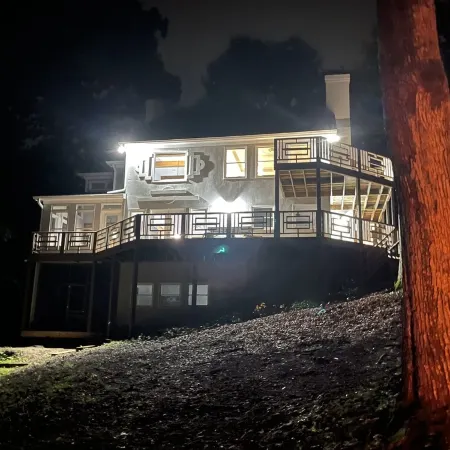 Luxury Lakefront Retreet 4-4, Spacious, Beautifully Decorated! Sunsets!