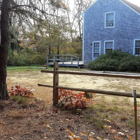 Affordable Cape Cod Get Away! Отели в г. Истам