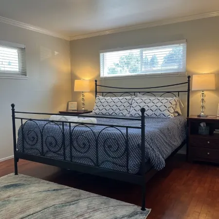 Cozy All Hardwood Home w Private Pool Near Enloe & Csuc