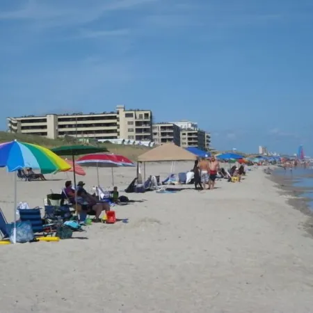 Beach Front Condo With Wonderful Ocean View
