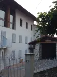 Horse Shoe House, beautifully renovated 3 storey house. Hotel in zona Campo Sportivo di Bienca (fraz. Chiaverano)
