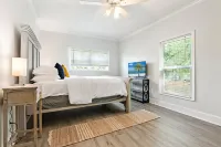 Charming Townhouse in Downtown Waco!