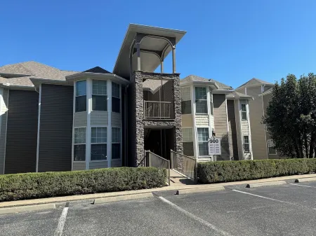 Mike and Lee's relaxing 2-bedroom lakefront condo at Ozark Mountain Resort.