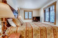Idyllic Breckenridge Chalet with deck, valley views and Starlink internet Hotels near Quandary Peak Trailhead