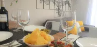 Stylish Apartments Higueras Sea View Pool All Year Hotels near Parque de la Rueda