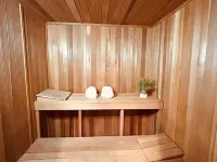 3 Levels w/ Magnificent Mountain Views, 5 Mins to Stratton Base, Sauna, Firepit Hotels in Winhall